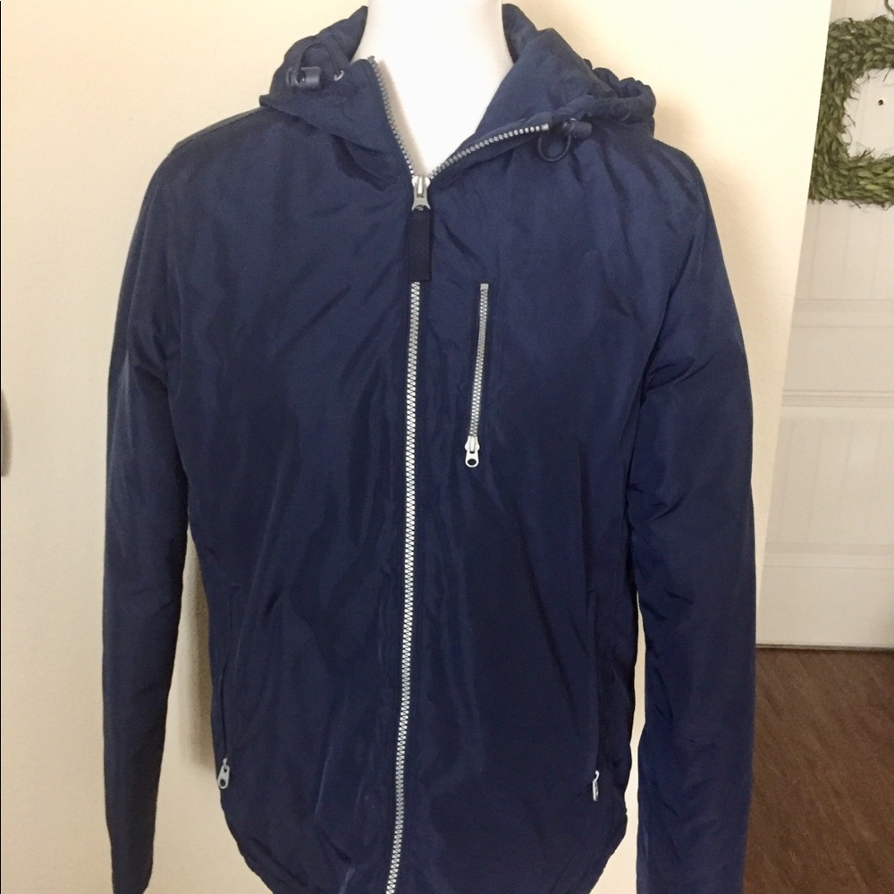 Abercrombie & Fitch Women’s Navy Puffy Jacket (M)